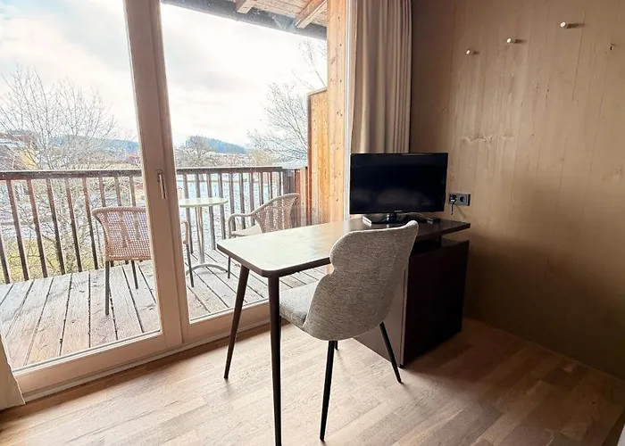 Zur Linde Zajazd Obertrum am See